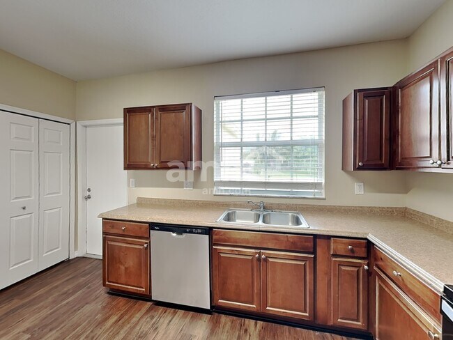 Foto del edificio - 2302 SW Webster Ln
