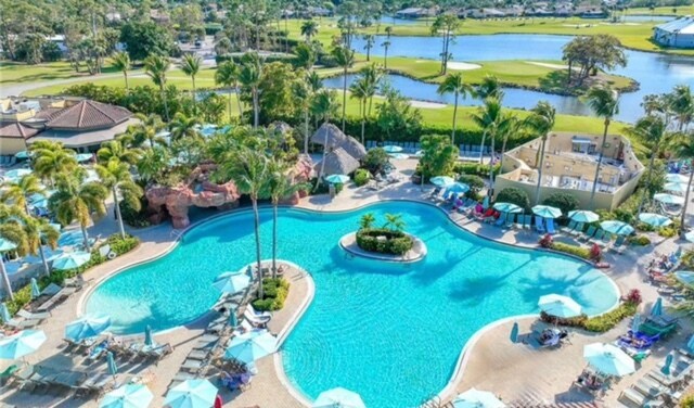 Foto del edificio - 8051 Players Cove Dr