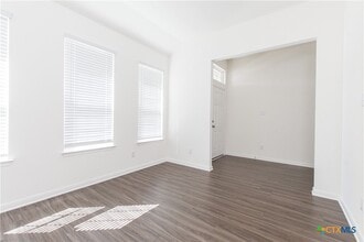 Building Photo - 9508 Caemlyn Cv