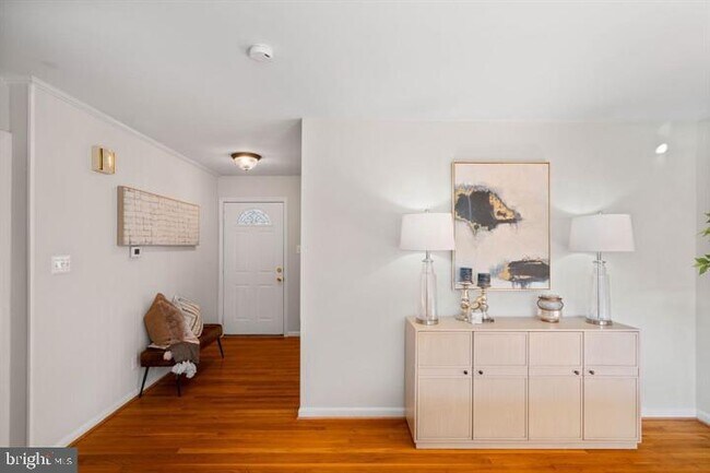 Foto del edificio - 601 Wolftrap Rd SE