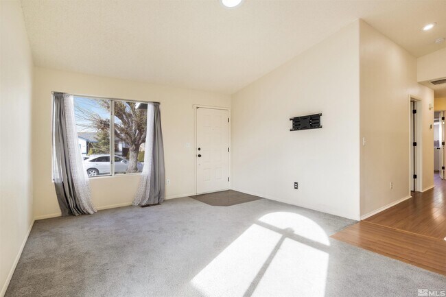 Foto del edificio - 7858 Anchor Point Dr