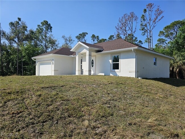 Building Photo - 22499 Bradford Ave