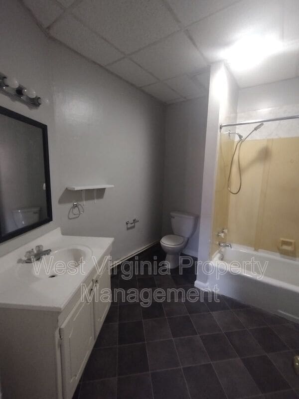 Building Photo - 203 Prince St