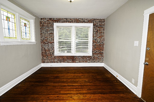 Building Photo - 4988 Odell St