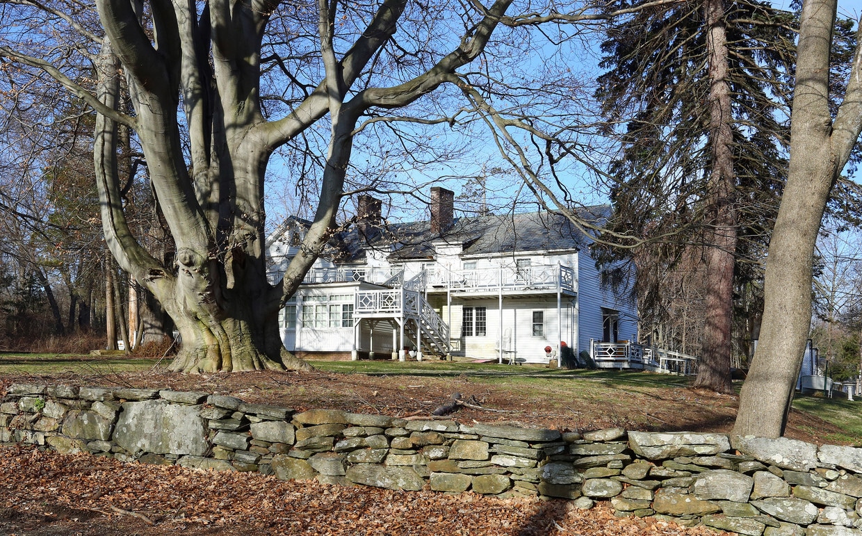 Building Photo - 23 N Brigham Hill Rd