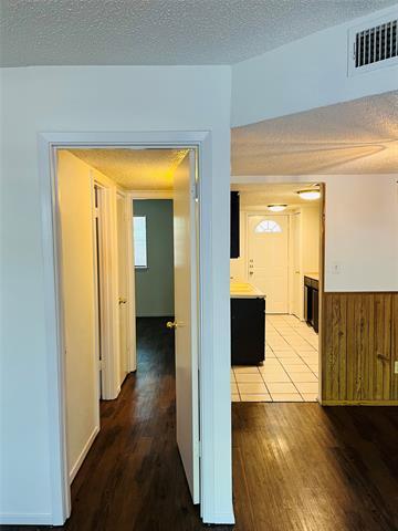 Foto del edificio - 708 Cooper N Ct