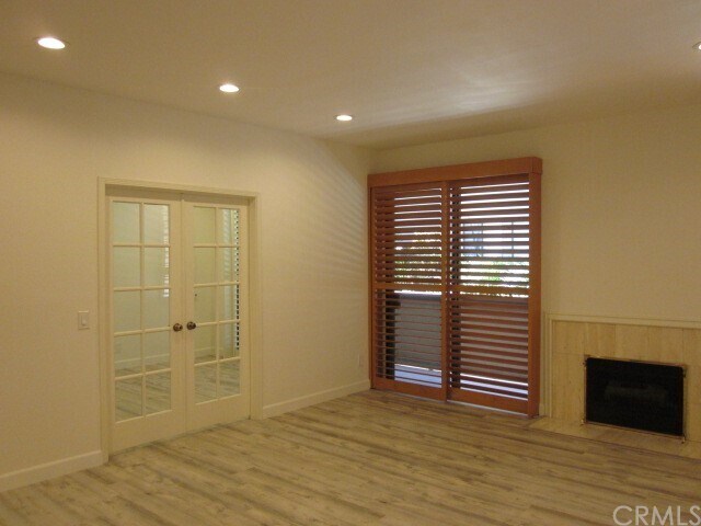 Foto del edificio - 700 S Lake Ave
