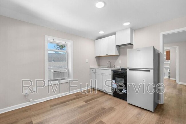 Foto del edificio - 325 54th Ave N