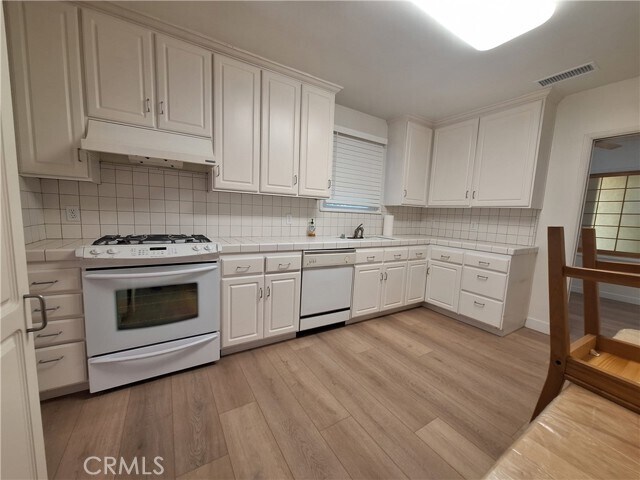 Foto del edificio - 5315 Etheldo Ave
