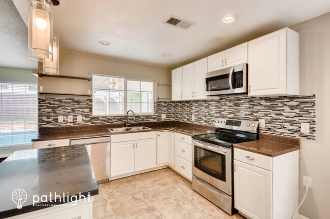 Foto del edificio - 1122 Heiden Court, Flower Mound, TX, 75028
