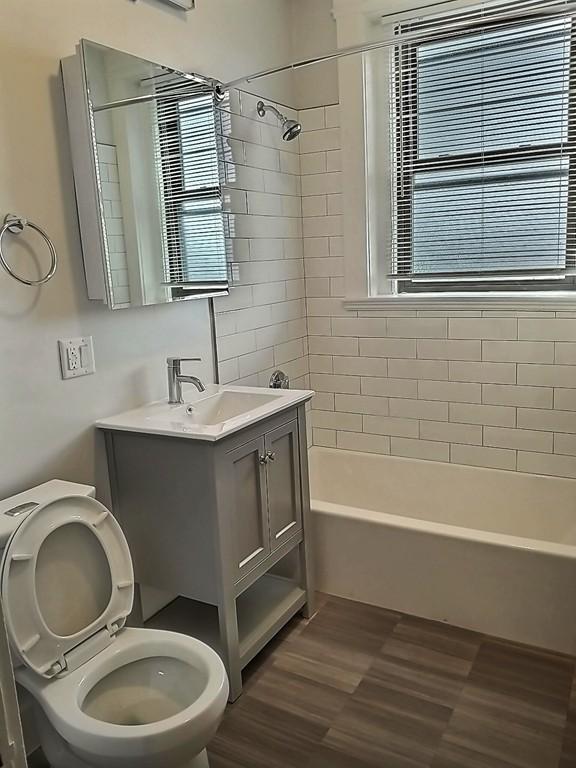 Foto del edificio - 1386 Beacon St