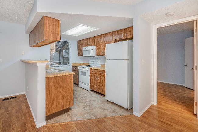 Foto del edificio - 8701 Huron St