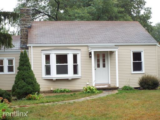 Primary Photo - 530 Ridge Rd