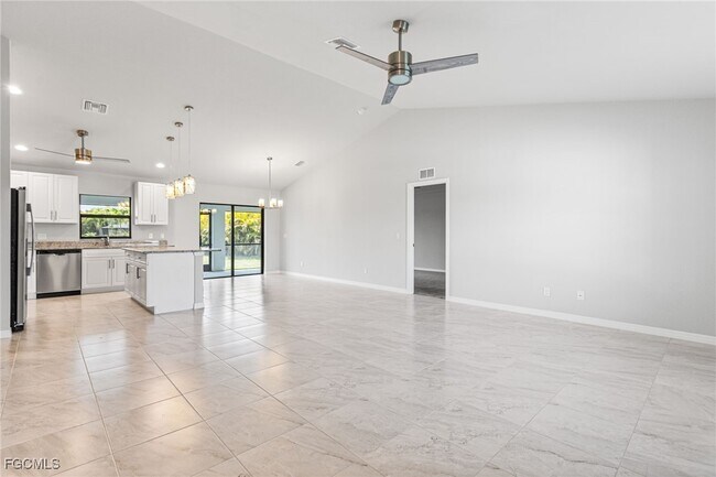 Foto del edificio - 4012 Country Club Blvd