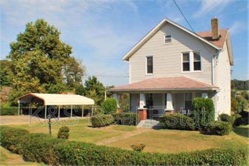 1109 Glass St, White Oak, PA 15131 Condo for Rent in White Oak, PA