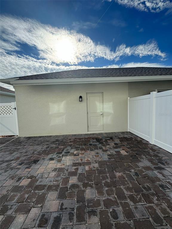 Building Photo - 8103 Sayings Dr