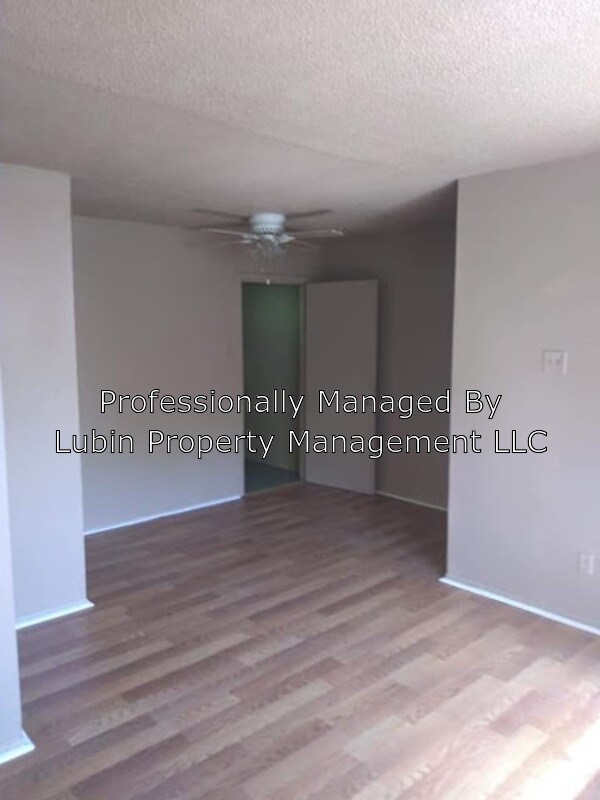 Building Photo - 651 E Mclemore Ave