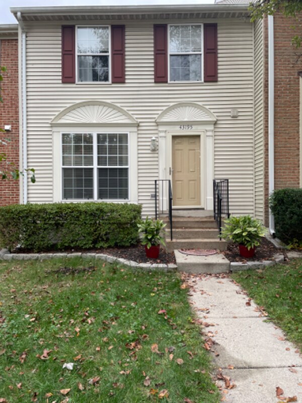43195 Ribboncrest Terrace, Ashburn, VA 20147 Townhome Rentals in