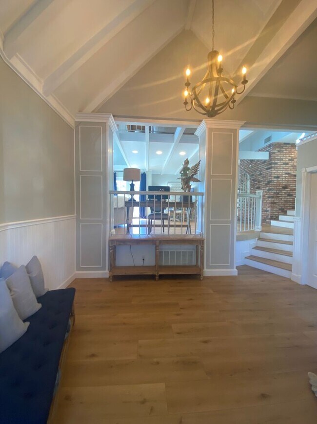Foto del edificio - 3 Bedroom- 2.5 Bathroom plus loft and more...