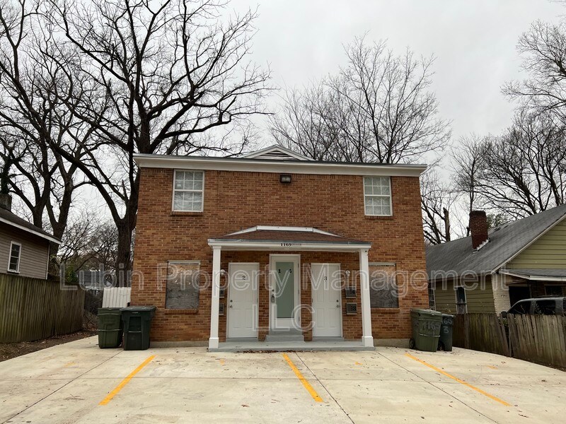 Primary Photo - 1165 Krayer St