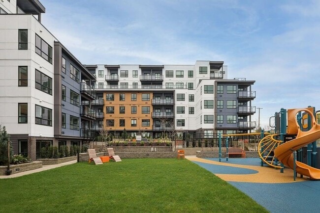 Building Photo - 20049-20082 82 Ave