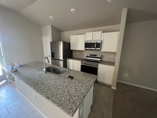 Foto del edificio - Frenship ISD 3 bed 2 bath 2 car garage