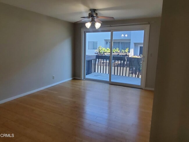 Foto del edificio - 320 Pasadena Ave