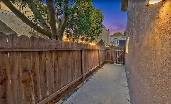 Walkway in front of unit 2 - 338 Orizaba Ave