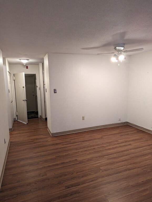 Foto del edificio - 130 Bowdoin St