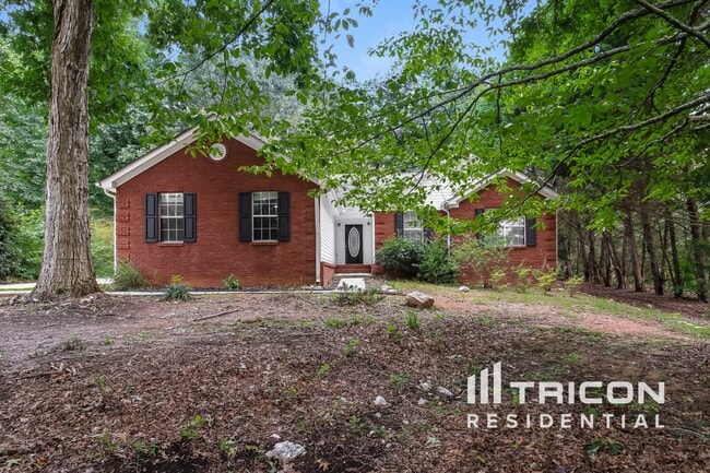 Building Photo - 85 Parkwood Dr