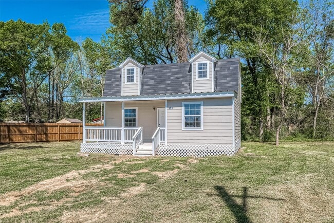 Building Photo - 913 Nevell St