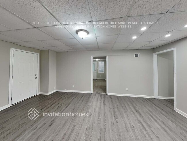 Building Photo - 5545 Gibson Dr