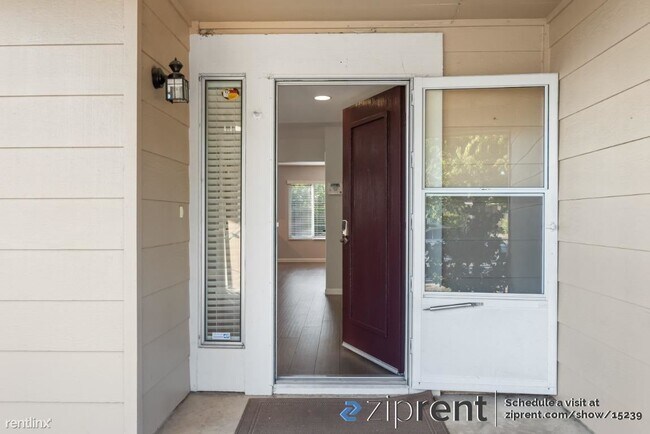 Foto del edificio - 4 br, 2.5 bath House - 4541 Roderigo Ct, F...