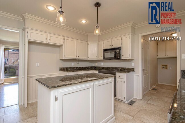 Building Photo - 13718 Longtree Dr