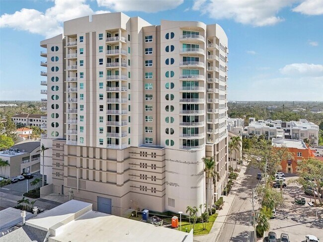 Building Photo - 1771 Ringling Blvd