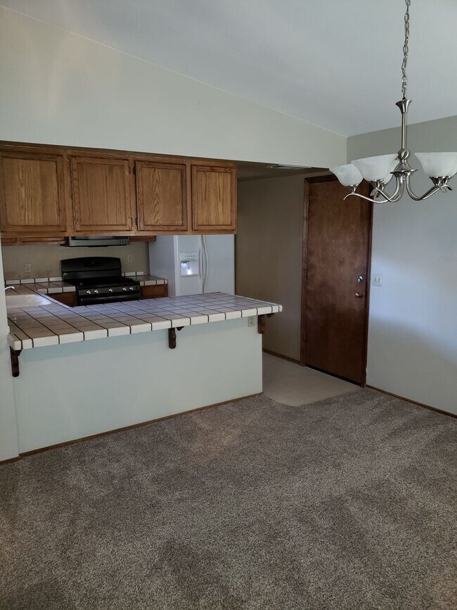 Foto del edificio - 3 BED 2 BATH HOUSE OFF VICTOR AVE