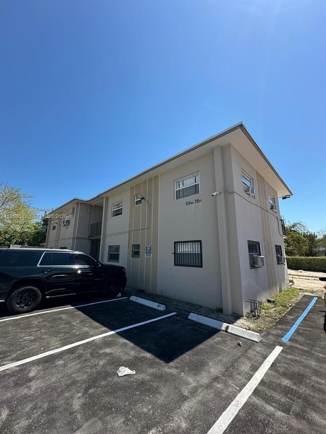 Building Photo - 100 NE 78th St