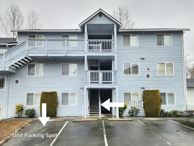 Foto del edificio - 2 Bed/ 2 Bath Condo Everett Near Boeing and Paine Airport