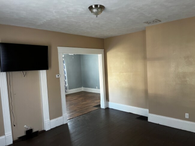 Foto del edificio - 900 Stilwell Ave