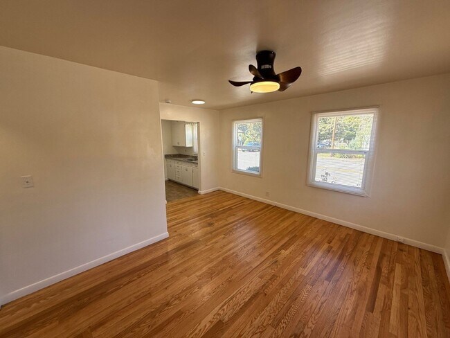 Foto del edificio - 390 17th St SE