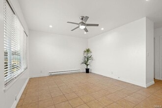 Building Photo - 10220 Ascot Cir