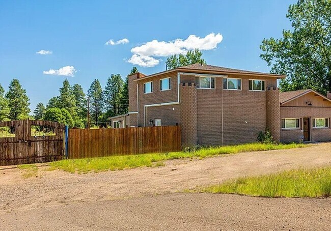 Building Photo - 2771 Arizona 260