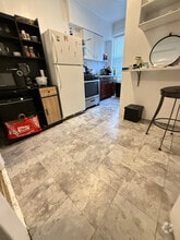 Building Photo - 309 3rd St