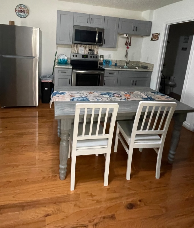 Foto principal - 1373 1st Ave