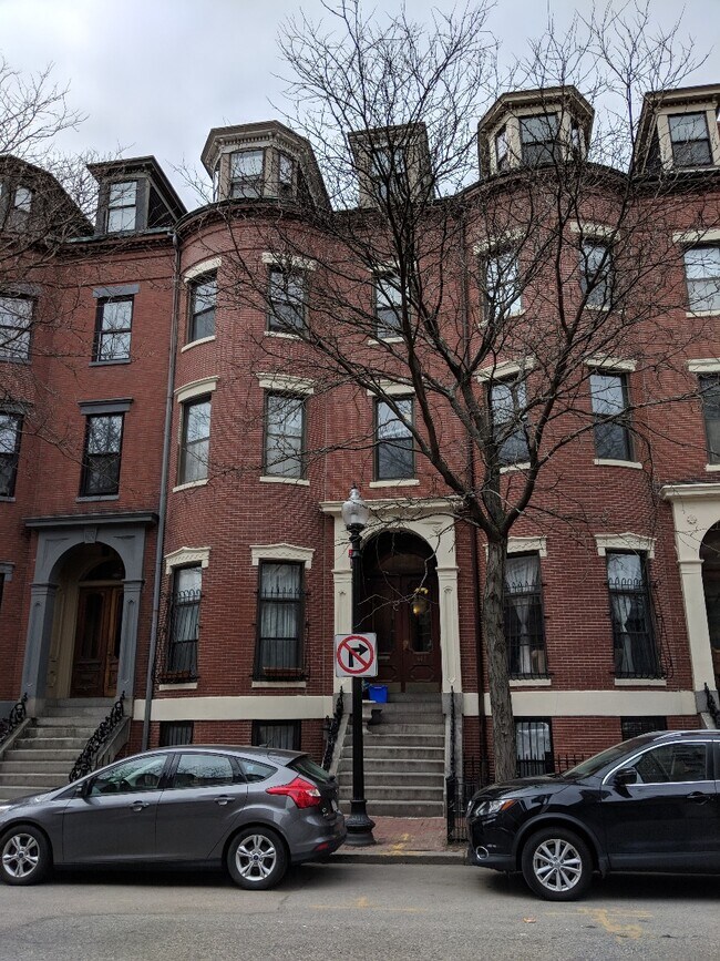 Foto del edificio - 445 Shawmut Ave