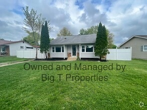 Building Photo - 716 Manfield Rd