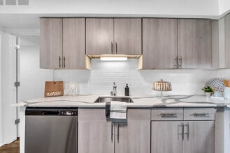 Building Photo - Edge At Farmington Hills - Farmington Hills, MI