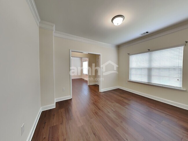 Foto del edificio - 77 Dynasty Ln