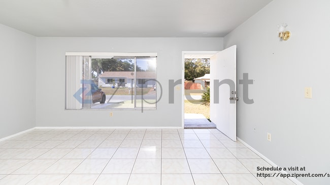 Building Photo - 839 Chelsea Ave