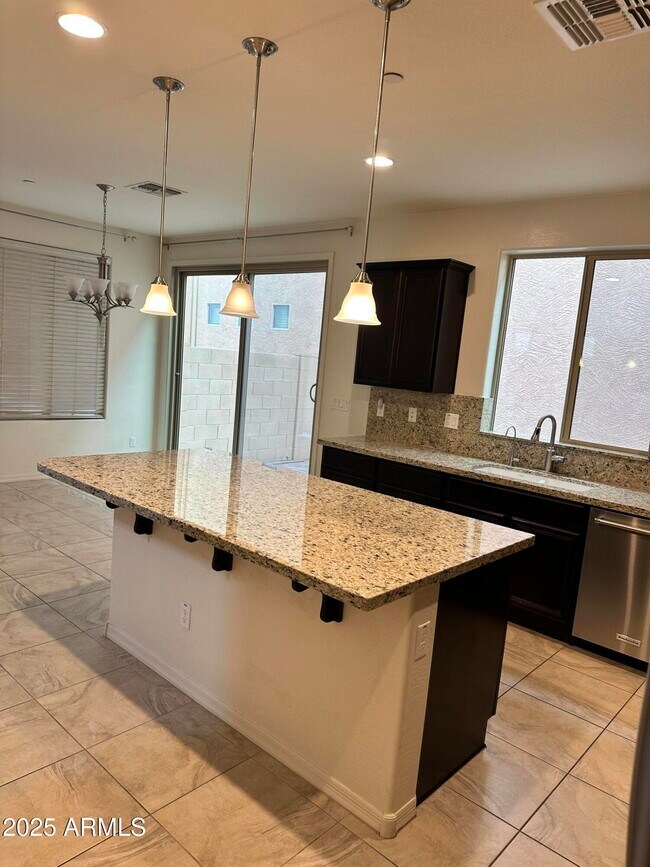 Foto del edificio - 9213 W Meadow Dr
